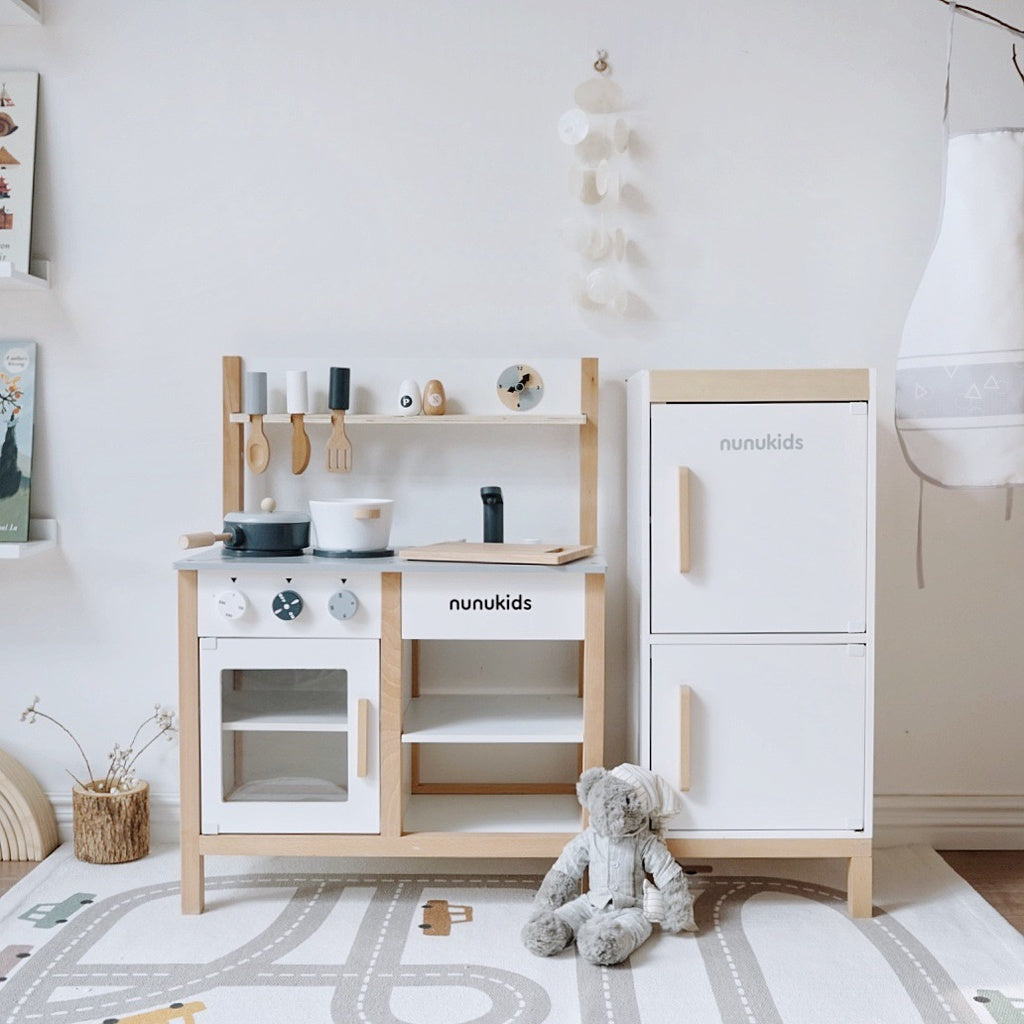 nunukids White Apron