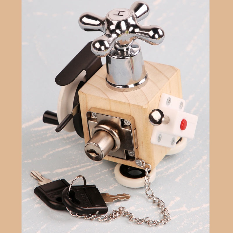 Busy Cube Fishing Reel
