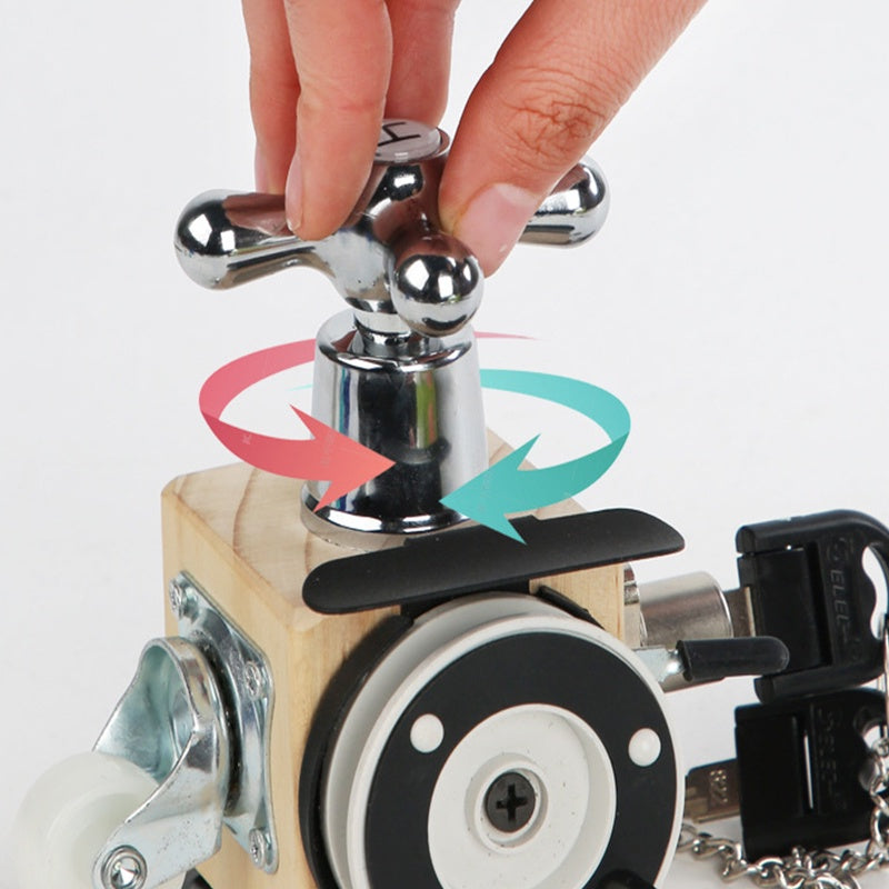 Busy Cube Fishing Reel
