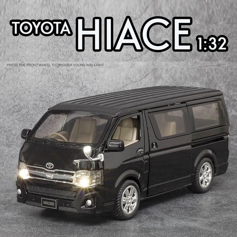 Toyota Hiace MPV Van 1:32 Alloy Diecast Car