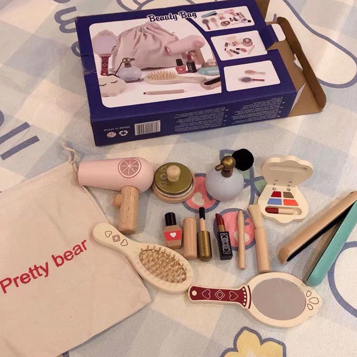 Pretty Bear Beauty Bag