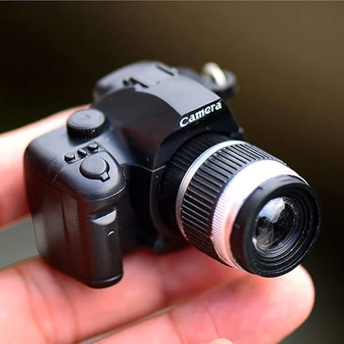 Mini Vintage Camera Keychain